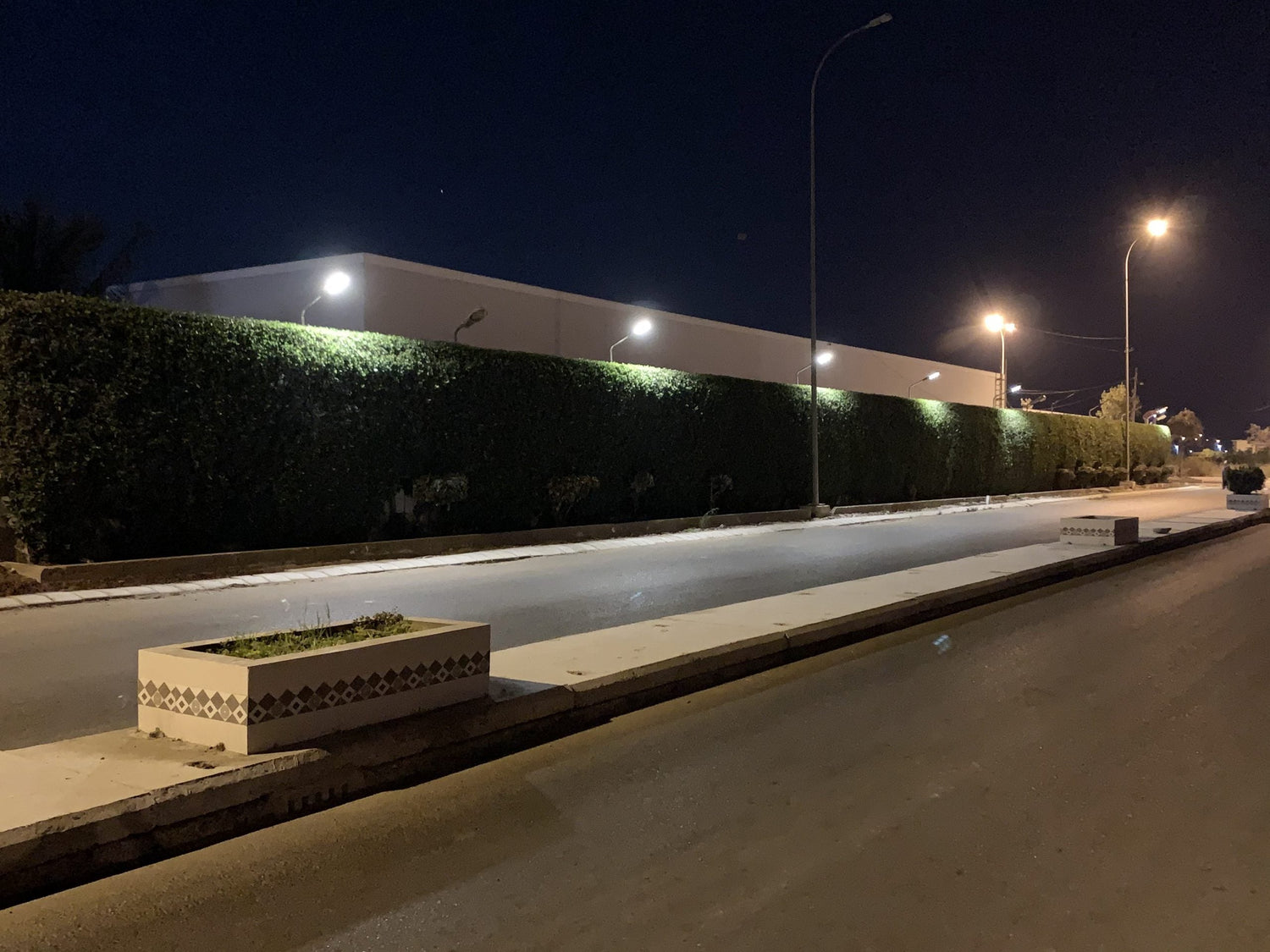 SOLAR ABS 90W STREET LIGHT (ECONO SERIES)