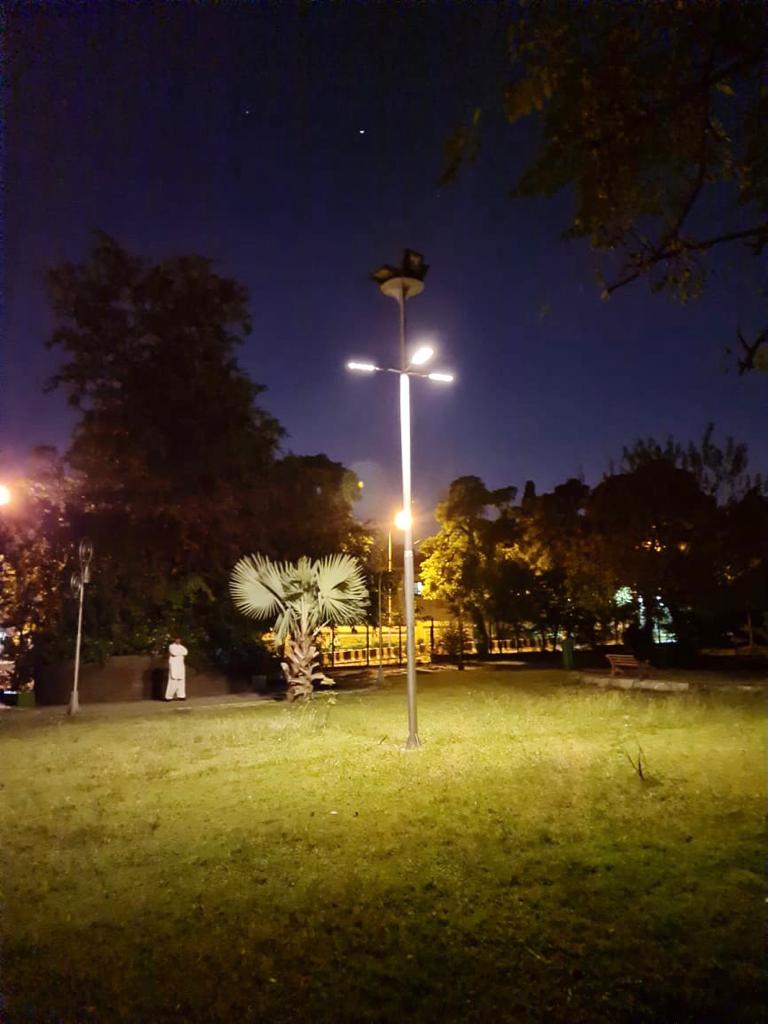 SOLAR ABS 120W STREET LIGHT FL-32 (ECONO SERIES)