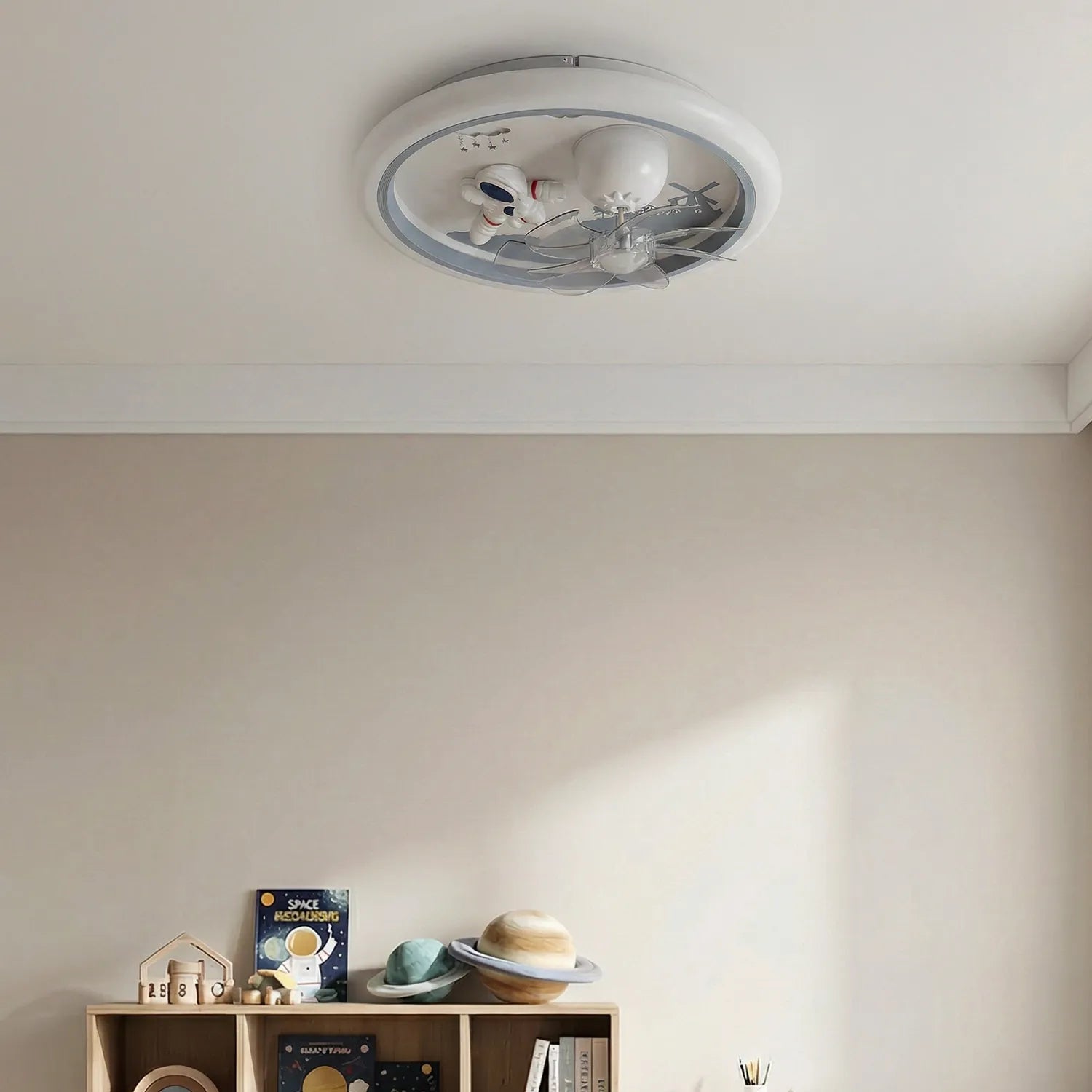 Sky Explorer Kid&